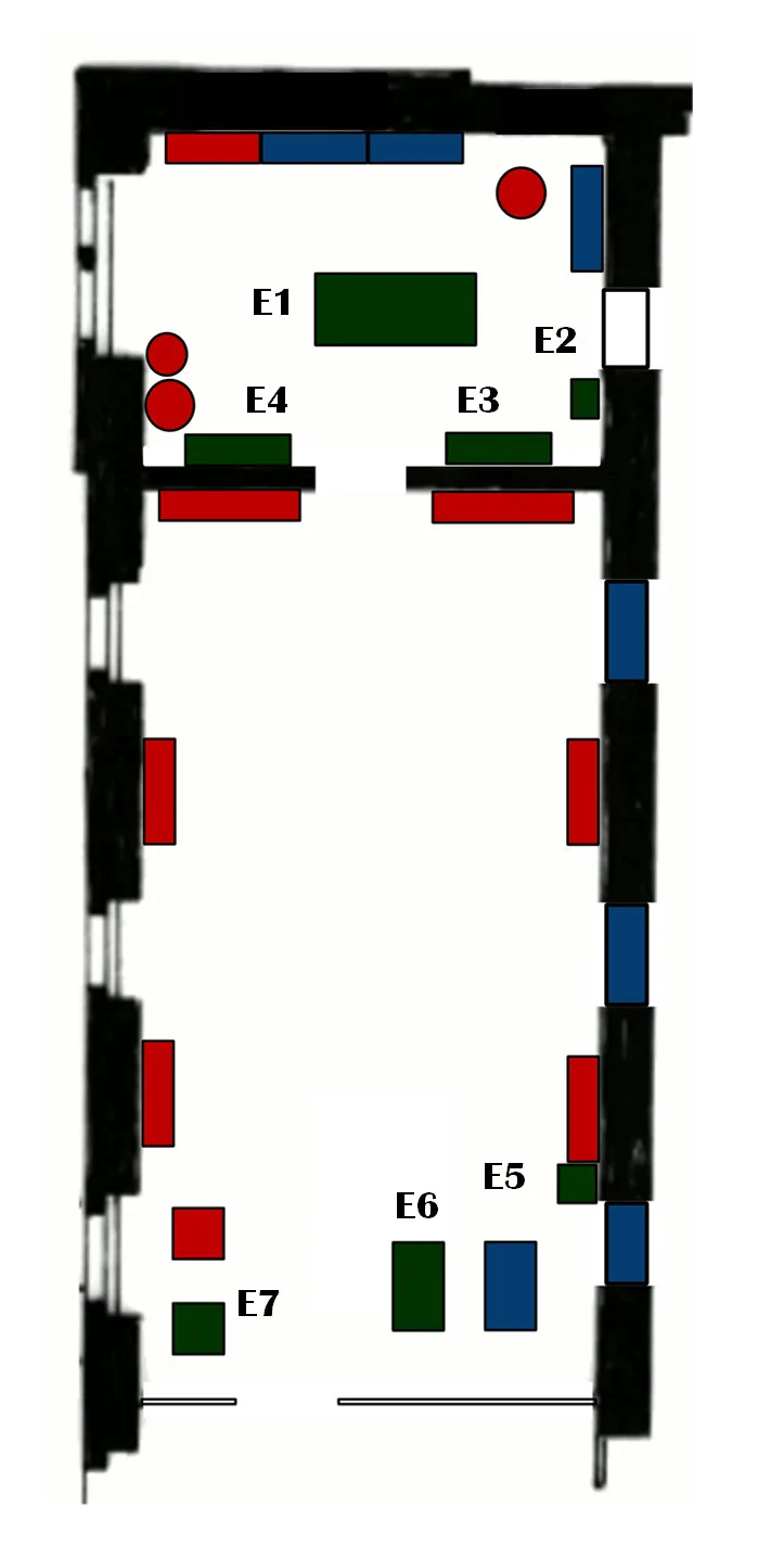 Pianta del Museo con le vetrine egizie da E1 a E7: da E1 a E4 nella sala interna, da E5 a E7 nella sala principale